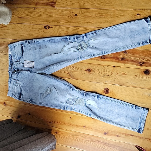 RUE 21 MENS STACKED SKINNY SUPREME FLEX 32x30 DISTRESSED - Picture 1 of 16